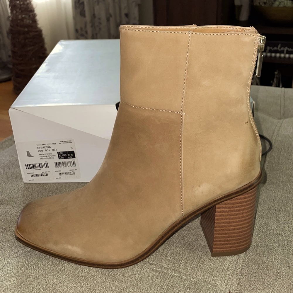 Aldo Ormosia half boots. Brand new, never worn!